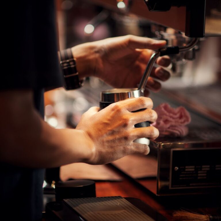 The Best Latte Machine For Beginners. Top 5 Best Rated Latte Machines